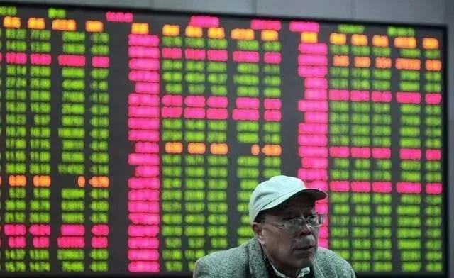 鐵礦價(jià)格暴跌17%，船廠還是笑不出