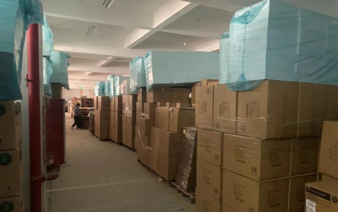 缺艙缺箱下，這家航運(yùn)企業(yè)如何為中小企業(yè)紓困？  