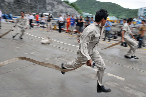 新華社：沒有他們，世界上一半的人會挨餓，另一半人會受凍