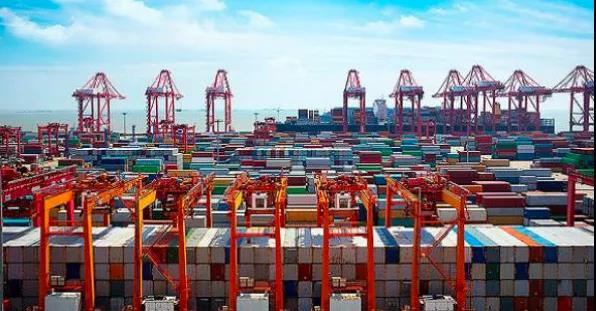 華南大塞港波及上海寧波！鹽田業(yè)務(wù)處理量大跌六七成，危及出貨歐美旺季