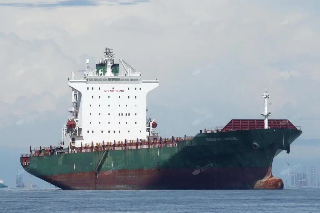 突發(fā)！一前往中國(guó)的貨船，途中出現(xiàn)船員有新冠癥狀，改道越南急救 