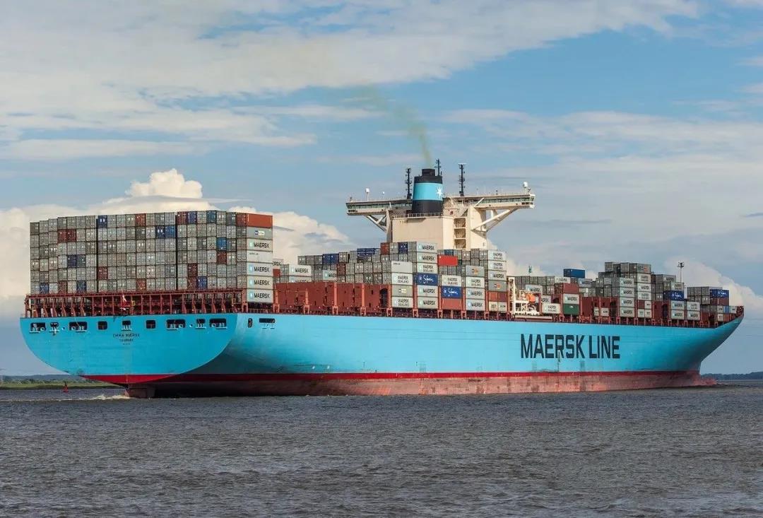 最高1200美元！馬士基、赫伯羅特、萬海航運(yùn)開征、上調(diào)多項(xiàng)附加費(fèi)！