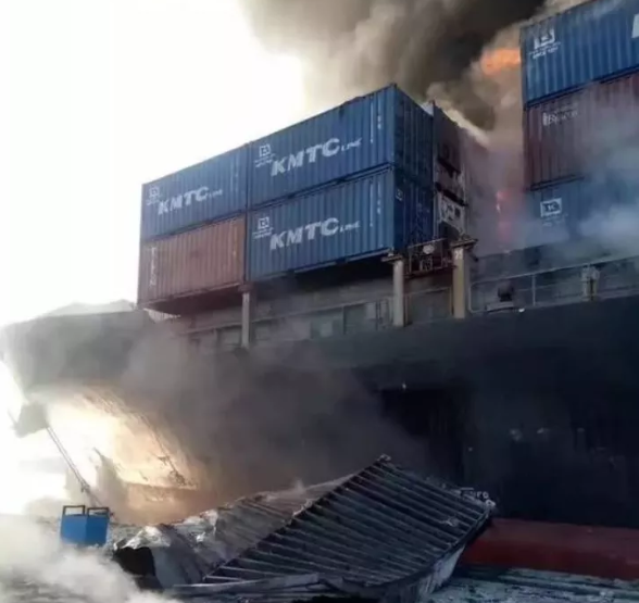 重大突發(fā)！香港機場貨物裝機前起火，兩家貨代被禁運！一艘滿載中國貨物的箱船突發(fā)起火！