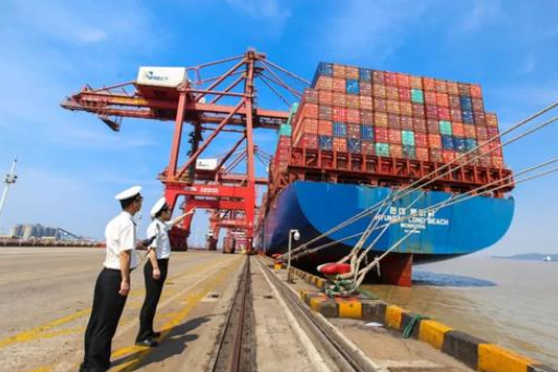 保護知識產(chǎn)權，海關將對出口這些國家的服裝、手表等商品重點監(jiān)控