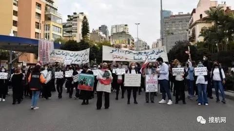 這個中東國家崩潰在即！本幣暴跌90%，港口爆炸案調(diào)查進展緩慢