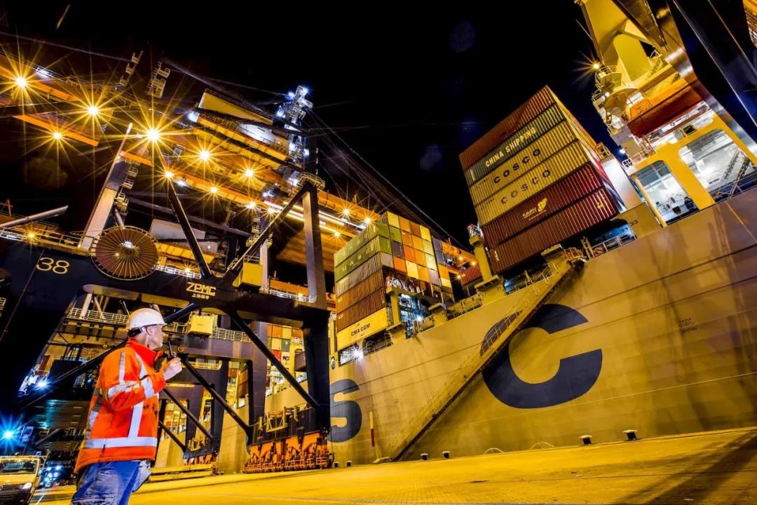 “炒箱倒艙”引爆航運(yùn)市場，國際貨代與外貿(mào)企業(yè)承受巨大壓力