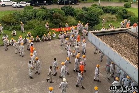 全員失業(yè)就地解散？中國(guó)第一家外資船廠撤資走了！