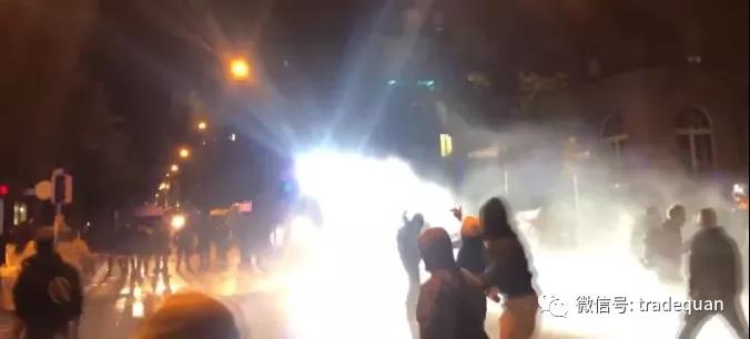 爆！工廠停工10周！爆發(fā)反對(duì)疫情限制！他們撐不住了！十幾國(guó)家宣布：放棄抵抗，“與病毒共存”