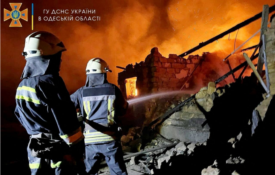 突發(fā)！剛簽完協(xié)議，烏克蘭敖德薩港就遭導(dǎo)彈襲擊！