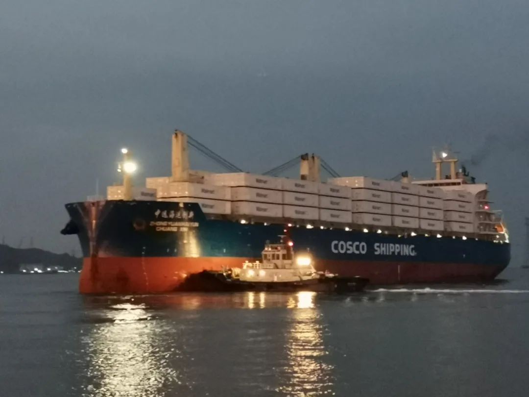 中遠(yuǎn)海運(yùn)特運(yùn)造了一批“變形金剛”！集裝箱，汽車，件雜貨、紙漿統(tǒng)統(tǒng)都能運(yùn)