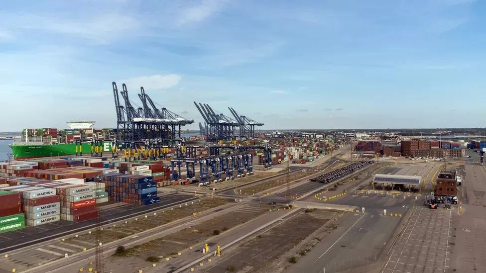 30年首次！英國最大集裝箱港口工人開始罷工，世界最大箱船被迫“卡”在該港