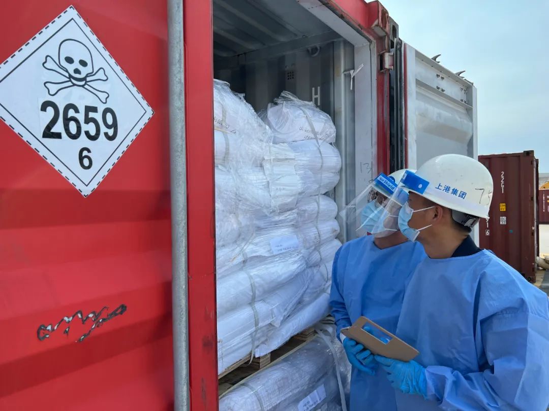 安全出運！多地海關(guān)查獲危險貨物瞞報夾藏事例，涉事企業(yè)或受重罰