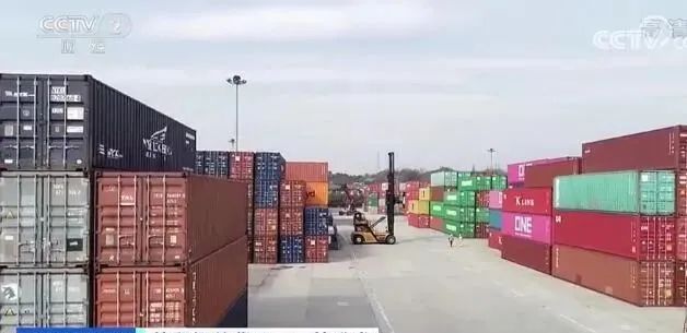 瘋狂市場“已涼”！全球海運費用“斷崖式下跌”背后，對中國產(chǎn)品及企業(yè)有什么影響？