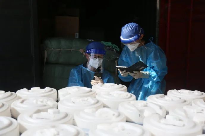 剛剛！海關(guān)又通報查獲多起危險品瞞報夾藏！涉事企業(yè)或受重罰！切勿瞞報沖貨??！