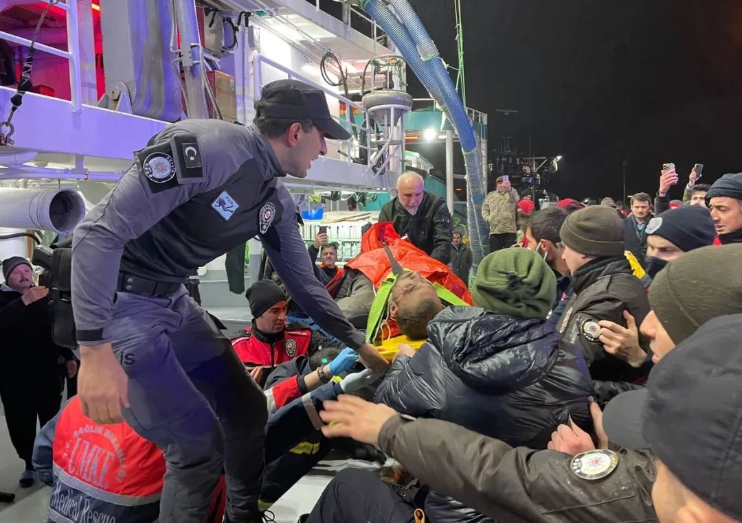 事故頻發(fā)！一貨船突發(fā)火災 船長失蹤！一貨船正在沉沒！