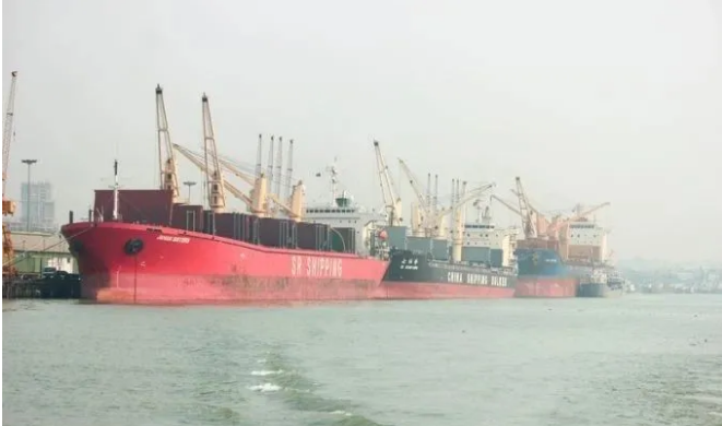 堆場的集裝箱量嚴重超載，吉大港進口整箱租金將提高一倍！