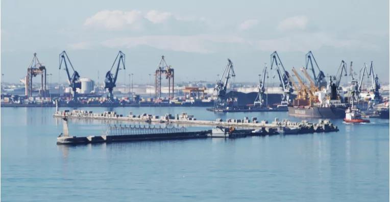 希臘再現(xiàn)港口"私有化盛宴", 全球財(cái)團(tuán)一哄而上！