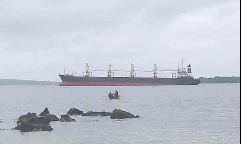 船員洗艙不慎，冒出1000噸重質(zhì)油，全部排放到海里！ 船長(zhǎng)、船東攤上事兒了