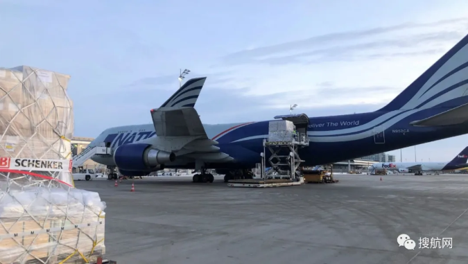 與馬士基之爭后，DB Schenker又極力拓展航空貨運包機，欲搶占Panalpina此前市場