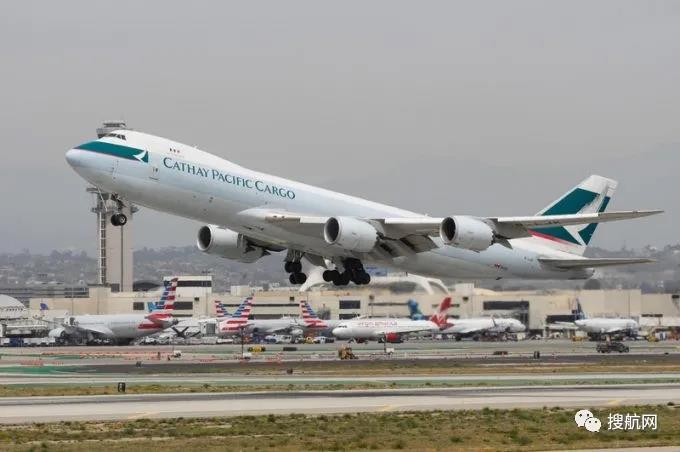 航空貨運(yùn)供需失衡繼續(xù)，貨機(jī)運(yùn)力短缺致價格上漲和延誤
