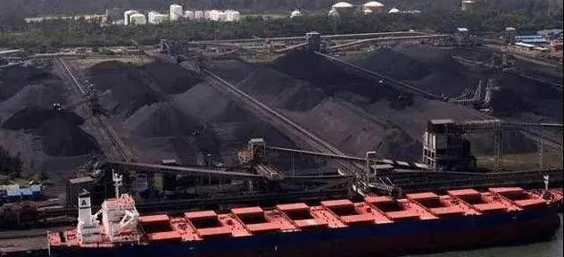 不死心！澳運煤船滯留中國7個月后，澳大利亞“換人”重新排隊 