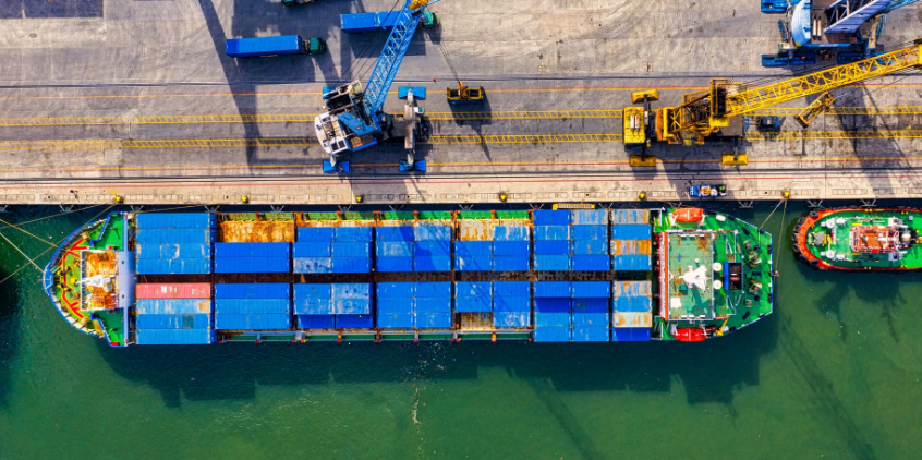 搶訂一空！英國最低1.6萬$！2月船公司加征美線1000美元GRI，溢價附加費(fèi)使運(yùn)費(fèi)創(chuàng)下新高！