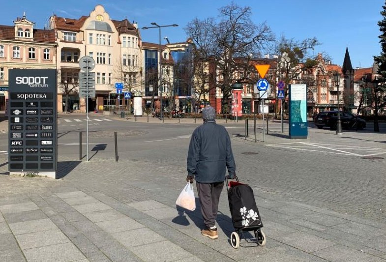 全球第三輪“封國”潮來襲！英國、德國、日本、印尼、南非等超十國限制升級！請留意最新變化！