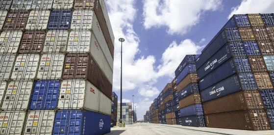 缺箱新問題！這家港口超半數(shù)返程空箱污染或損壞，集卡司機(jī)抱怨船公司推卸責(zé)任