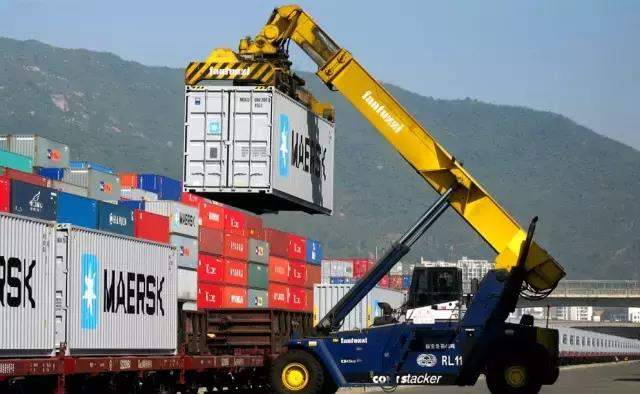 船公司限重？港區(qū)限重？航線(xiàn)限重？如何處理集裝箱超重問(wèn)題？