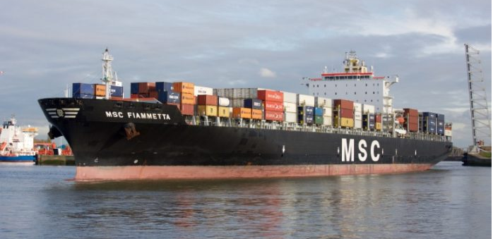 冷藏集裝箱插頭嚴(yán)重短缺，船舶?？垦诱`，多家船公司對國內(nèi)這一港口征收擁堵附加費