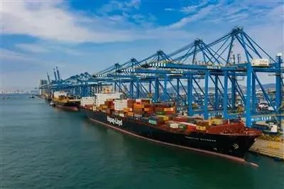 戰(zhàn)略整合再提速！班輪公司競(jìng)逐“門到門”賽道