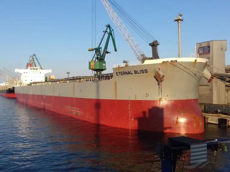 船舶在中國港口延誤31天致貨損，船東向租家索賠110萬美元