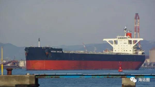 怒了！曾掛靠馬尼拉的散貨船確診7人后，澳大利亞禁止使用來自菲律賓的船員！