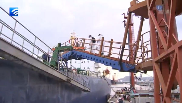 “先放后檢”政策首單施行 原油進(jìn)口紅利明顯